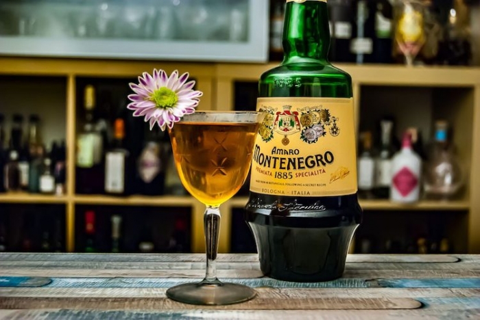 AMARO MONTENEGRO © AMARO MONTENEGRO